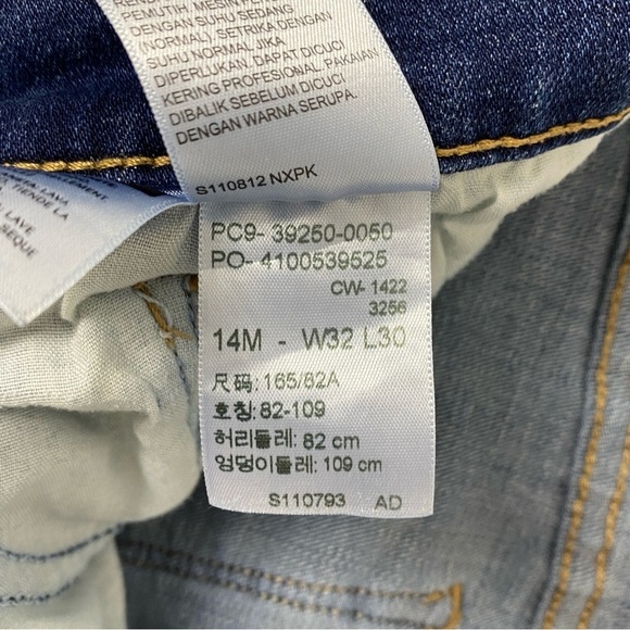 Levi's Classic Straight Blue Jeans Sz 14 - Picture 7 of 13